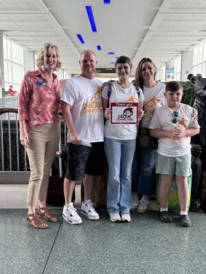 Callyn & family leaving the Knoxville for her dream at GKTW